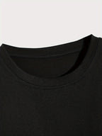 Women's Relaxed Graphic Crop T-Shirt for Casual Everyday Streetwear Modern Fashion Style