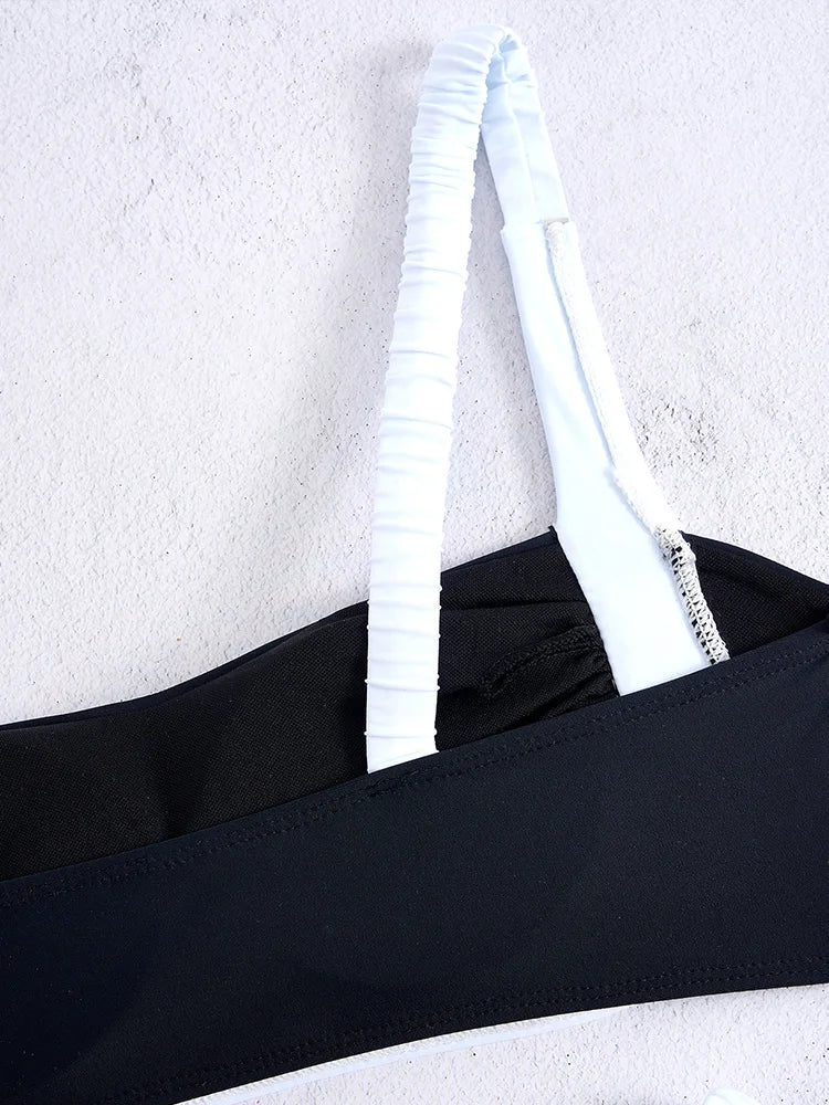 Black and White Color-Blocked Bralette Bikini with High-Cut Silhouette