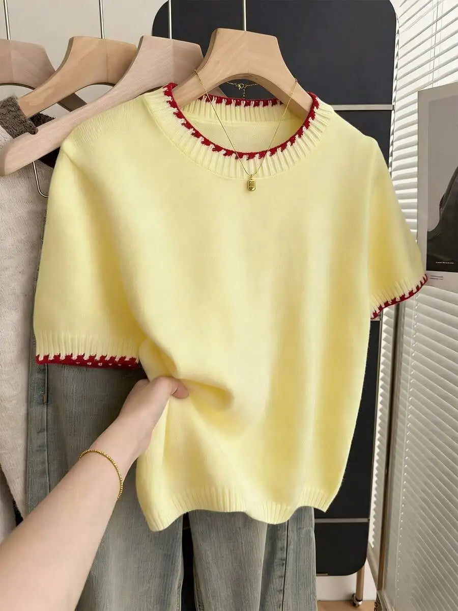 Women's Contrast Trim Short Sleeve Knit Sweater with Relaxed Retro Cropped Silhouette