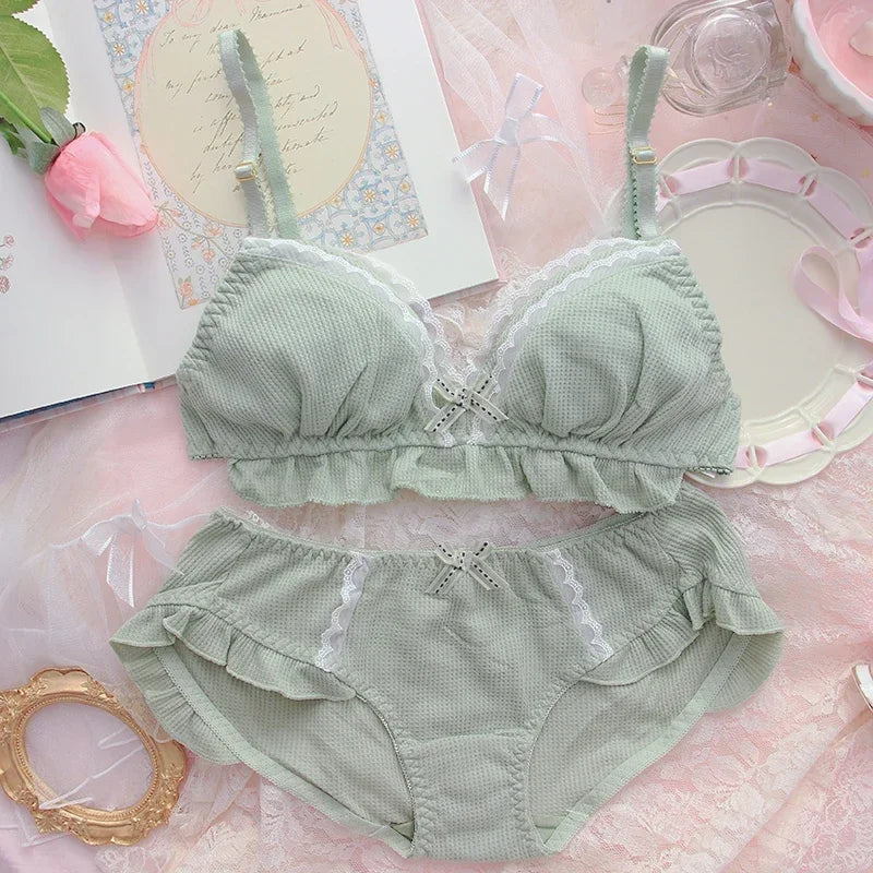 Sweet White Ruffled Cotton-Blend Bralette and Panty Set