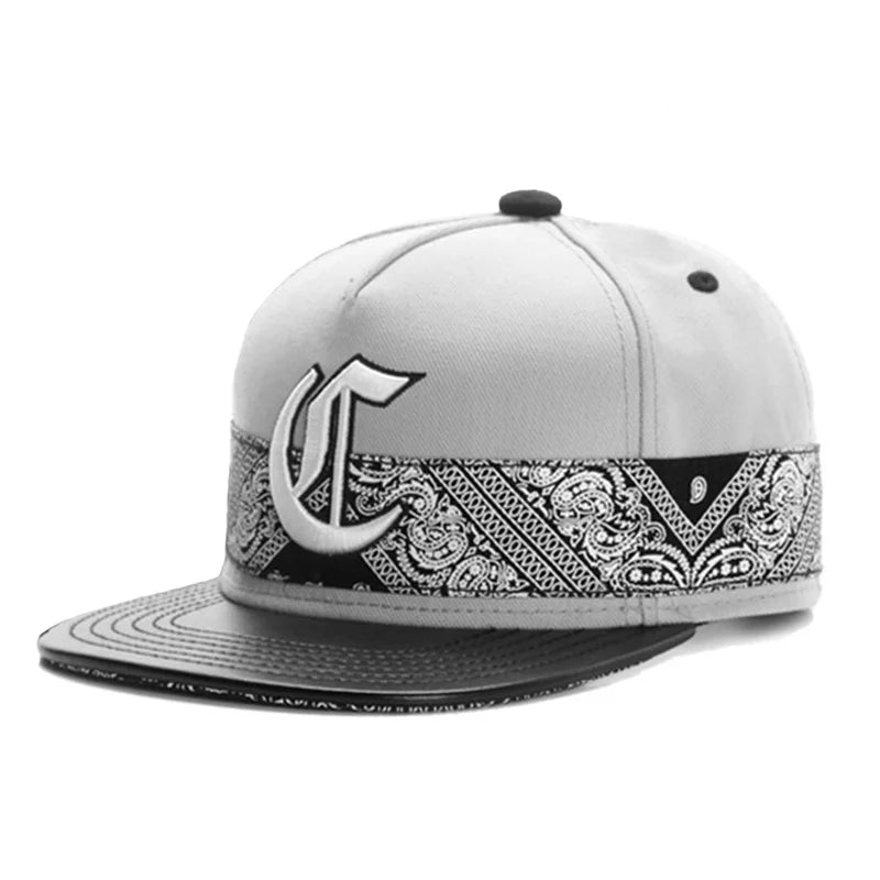 Structured Embroidered Snapback Baseball Cap with Flat Brim for Urban Streetwear Fashion Style