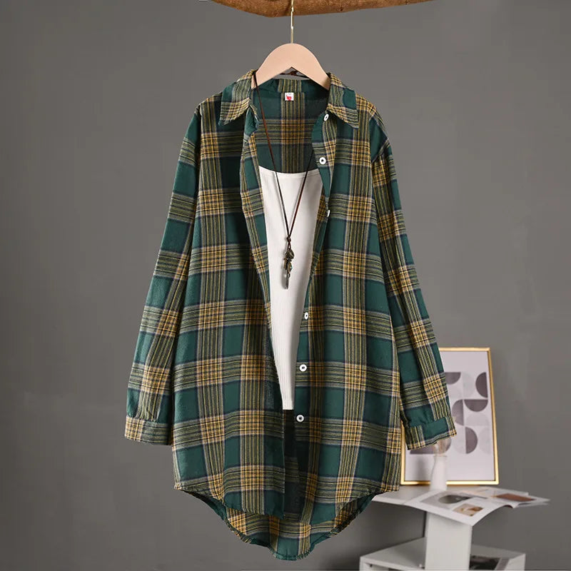 Vintage-Inspired Forest Green Plaid Mid-Length Outerwear Shirt with Rolled Sleeves