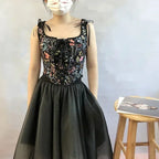Lace-Up Corset Top with Adjustable Shoulder Ties and Sculpted Bodice