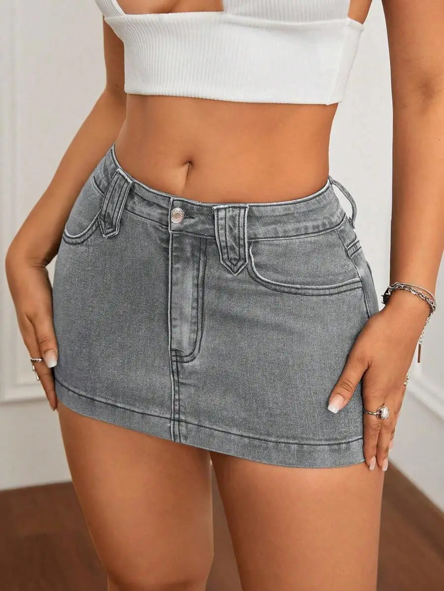Washed Denim Bodycon Mini Skirt with Front Pockets and Slim Fit