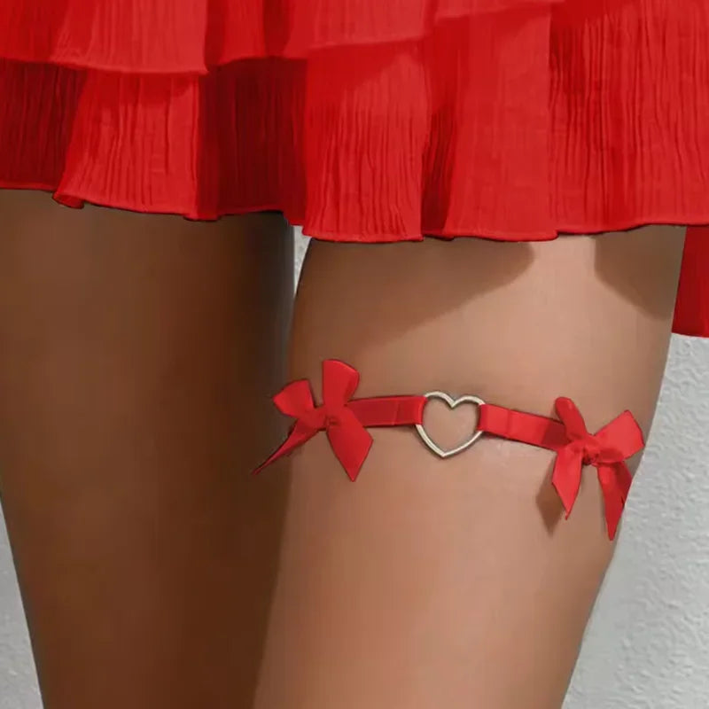 Lace Heart Thigh Garter Set Romantic Gothic Alternative Fashion Accessory