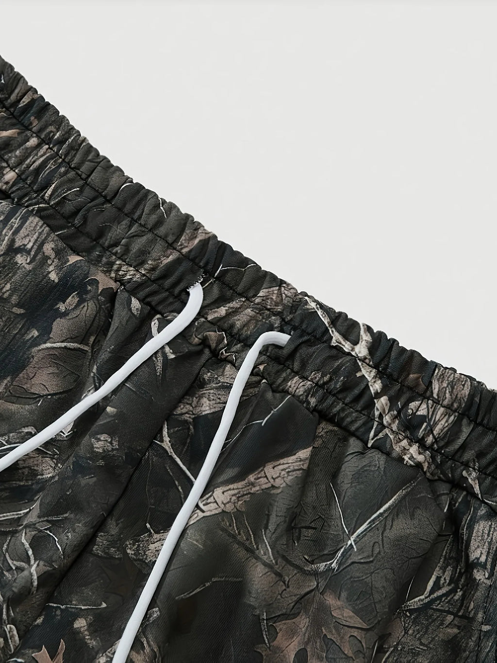 Men's Loose Fit Camouflage Print Sweatpants with Relaxed Streetwear Everyday Casual Style