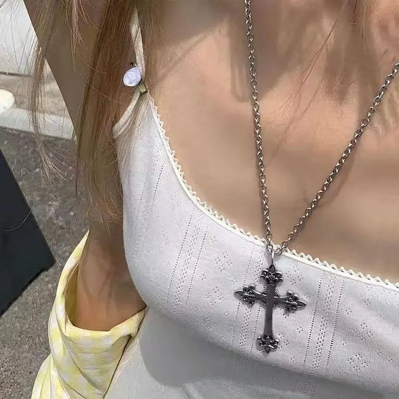 Vintage Gothic Cross Pendant Necklace With Layered Chain Y2K Punk Styling Accents