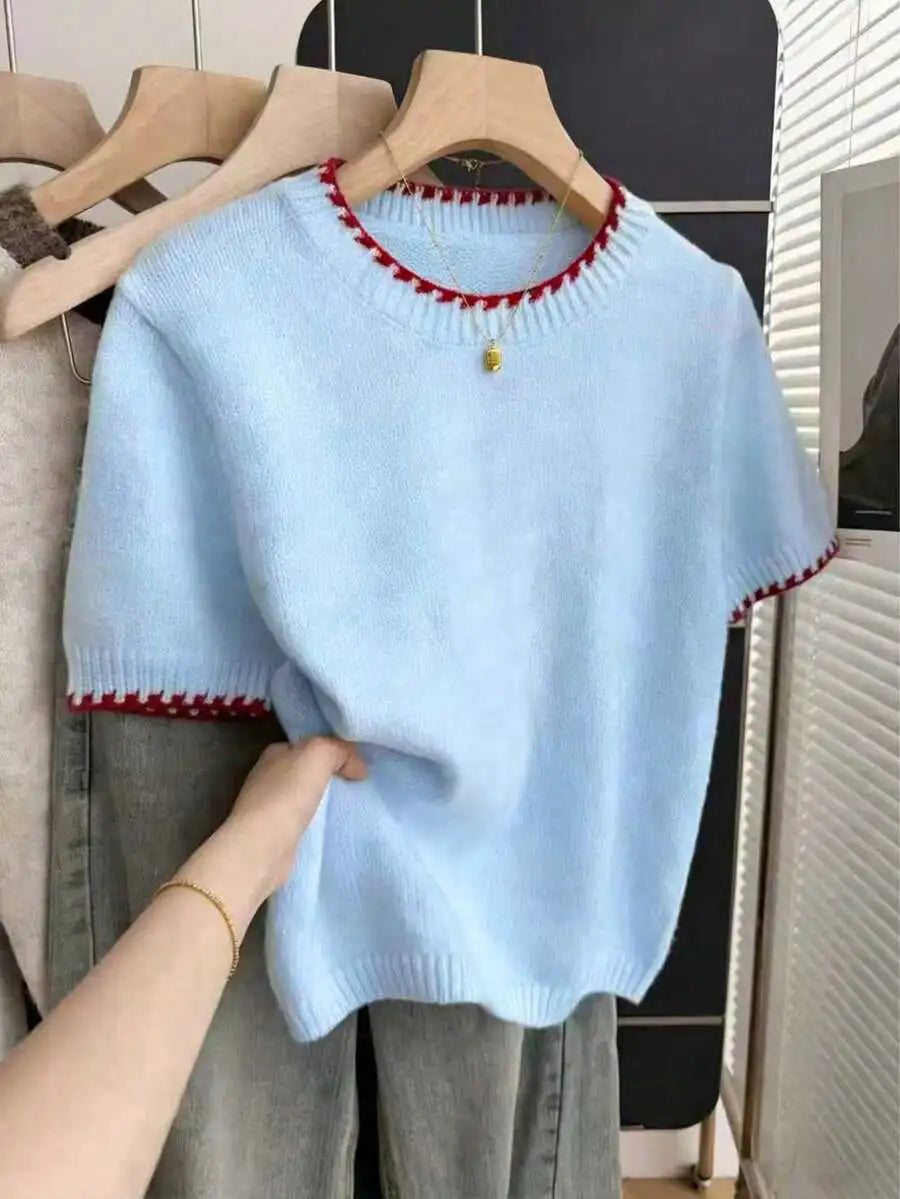 Women's Contrast Trim Short Sleeve Knit Sweater with Relaxed Retro Cropped Silhouette