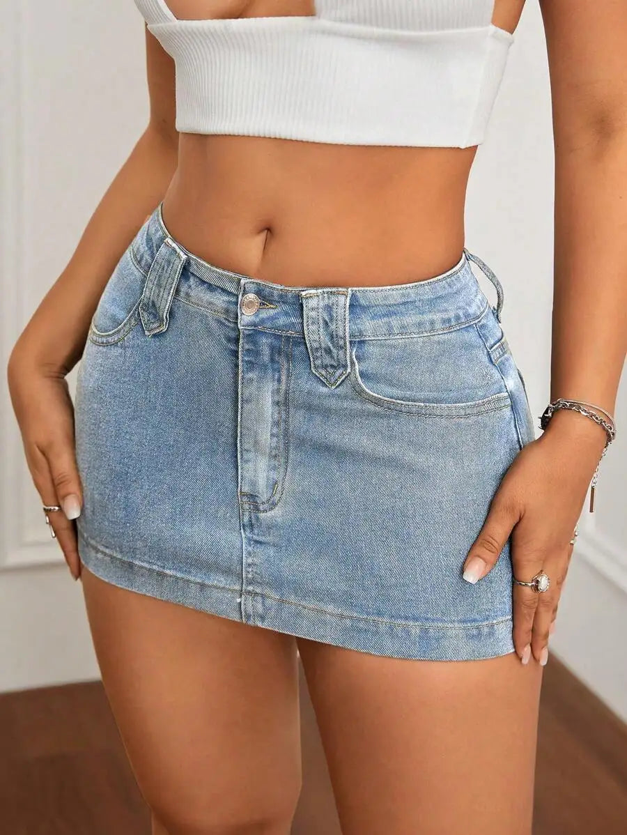 Washed Denim Bodycon Mini Skirt with Front Pockets and Slim Fit