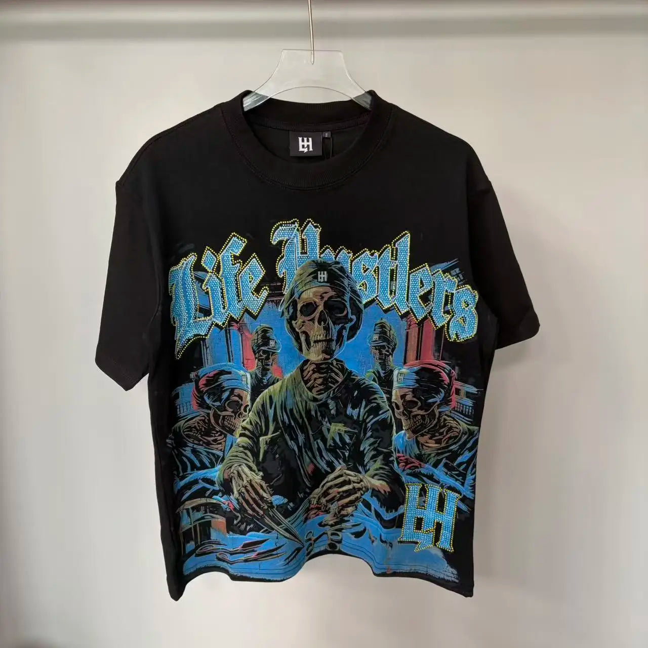 Distressed Graphic Oversized Cotton Streetwear T-Shirt with Vintage-Inspired Artwork