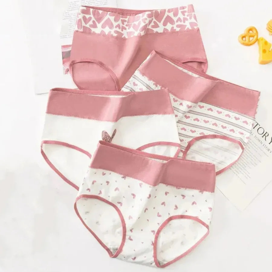 4-Piece Women’s Printed High-Rise Briefs Set with Playful Heart and Floral Motifs, Soft Pink Tones and Feminine Styling
