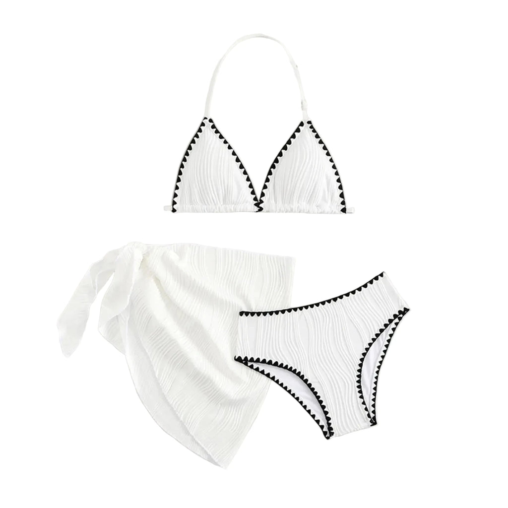 Girls' Printed Two-Piece Bikini Set with Sporty Cutout Design and Coordinated Swimwear Silhouette