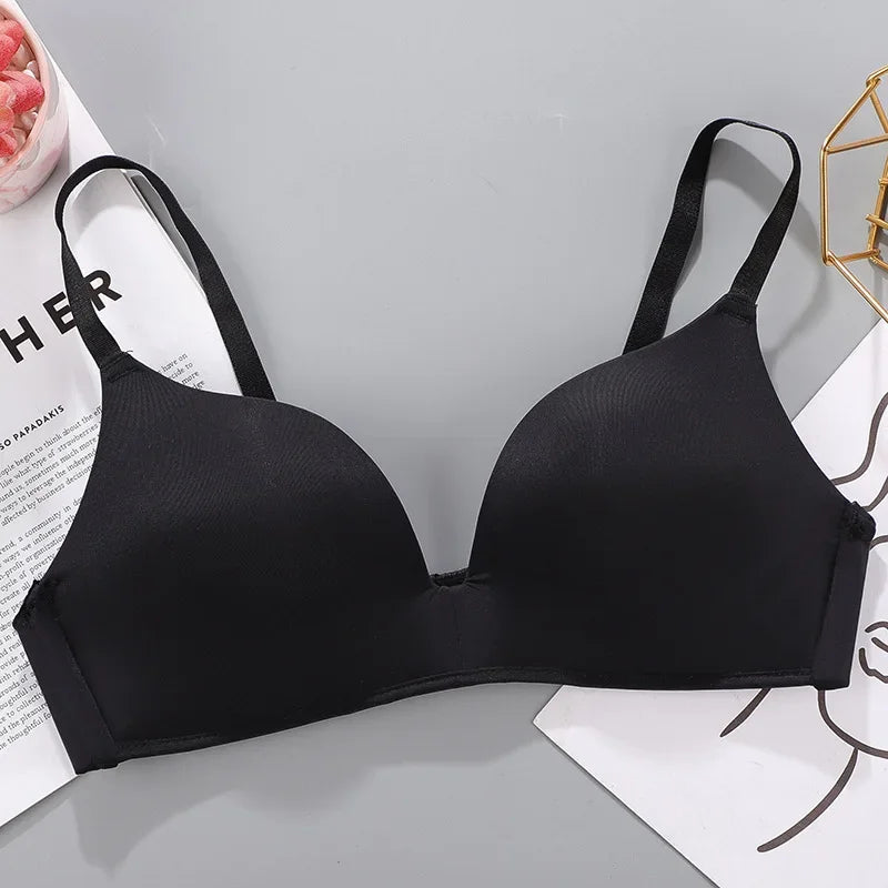 Seamless-Style Plunging V-Neck Wireless Bra with Smooth Molded Cups