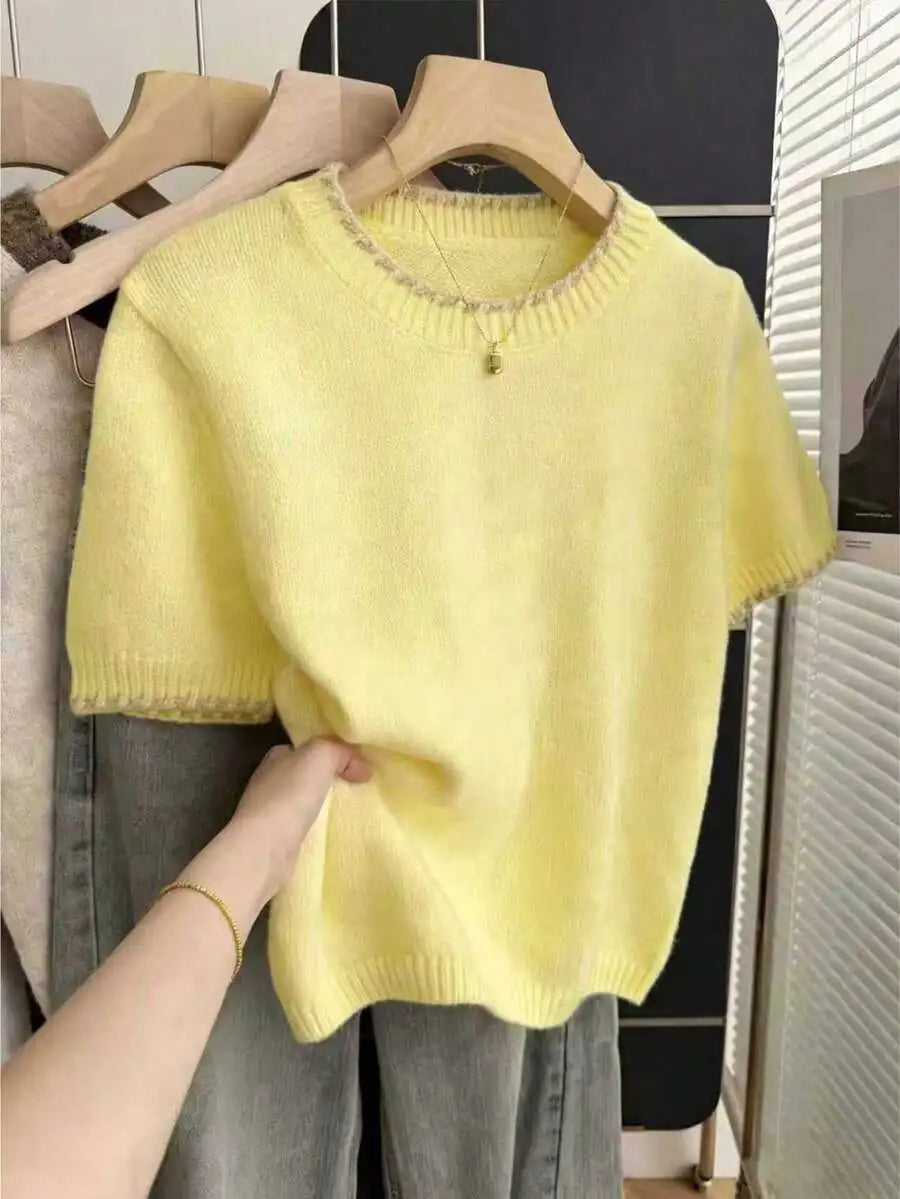 Women's Contrast Trim Short Sleeve Knit Sweater with Relaxed Retro Cropped Silhouette