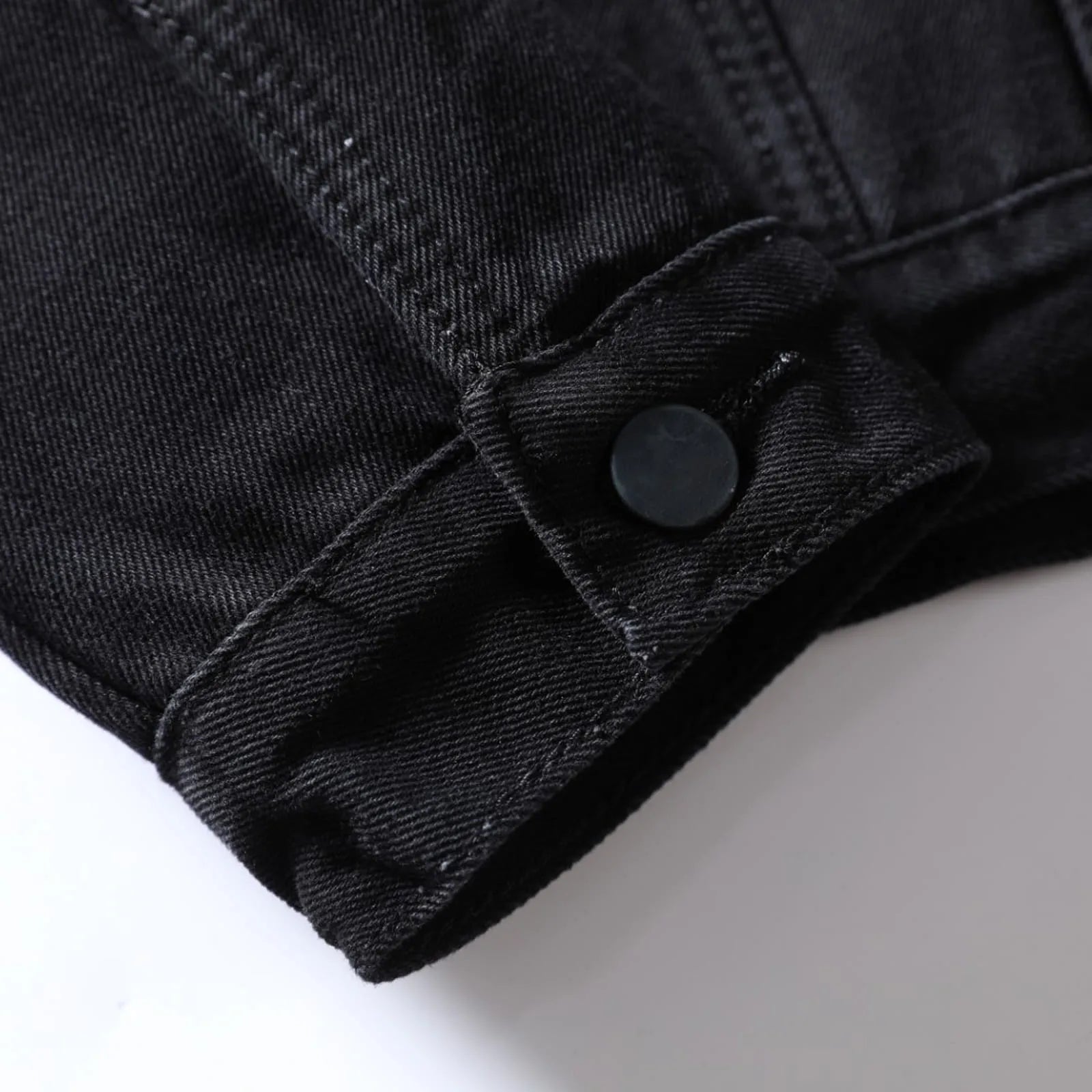 Men's Utility Inspired Button Front Jacket with Warm Lined Casual Streetwear Design