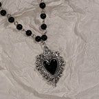 Gothic Heart Cross Pendant Necklace Set With Dark Romantic Charm Details