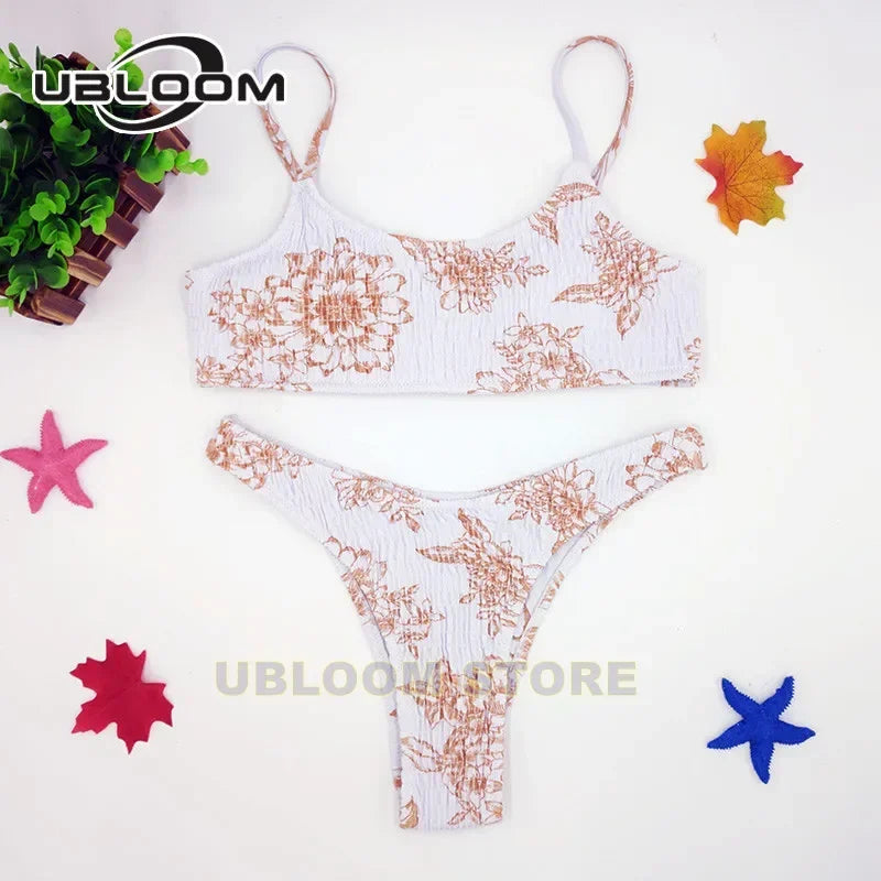 Vibrant Green Floral Underwire Bikini with Ruched Texture