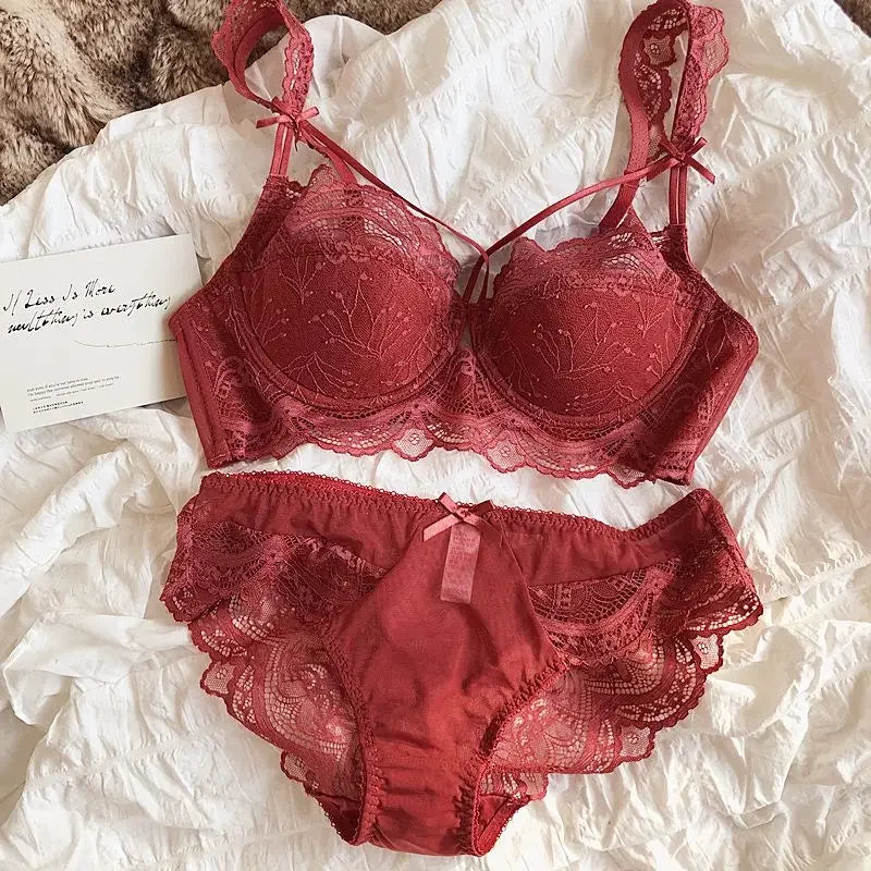 Crimson Red Textured Floral Lace Underwire Bra and Scalloped Panty Set