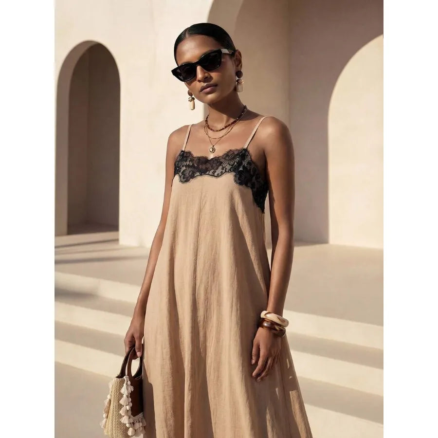 Contrast Trim Maxi Dress With Soft A Line Flowing Silhouette