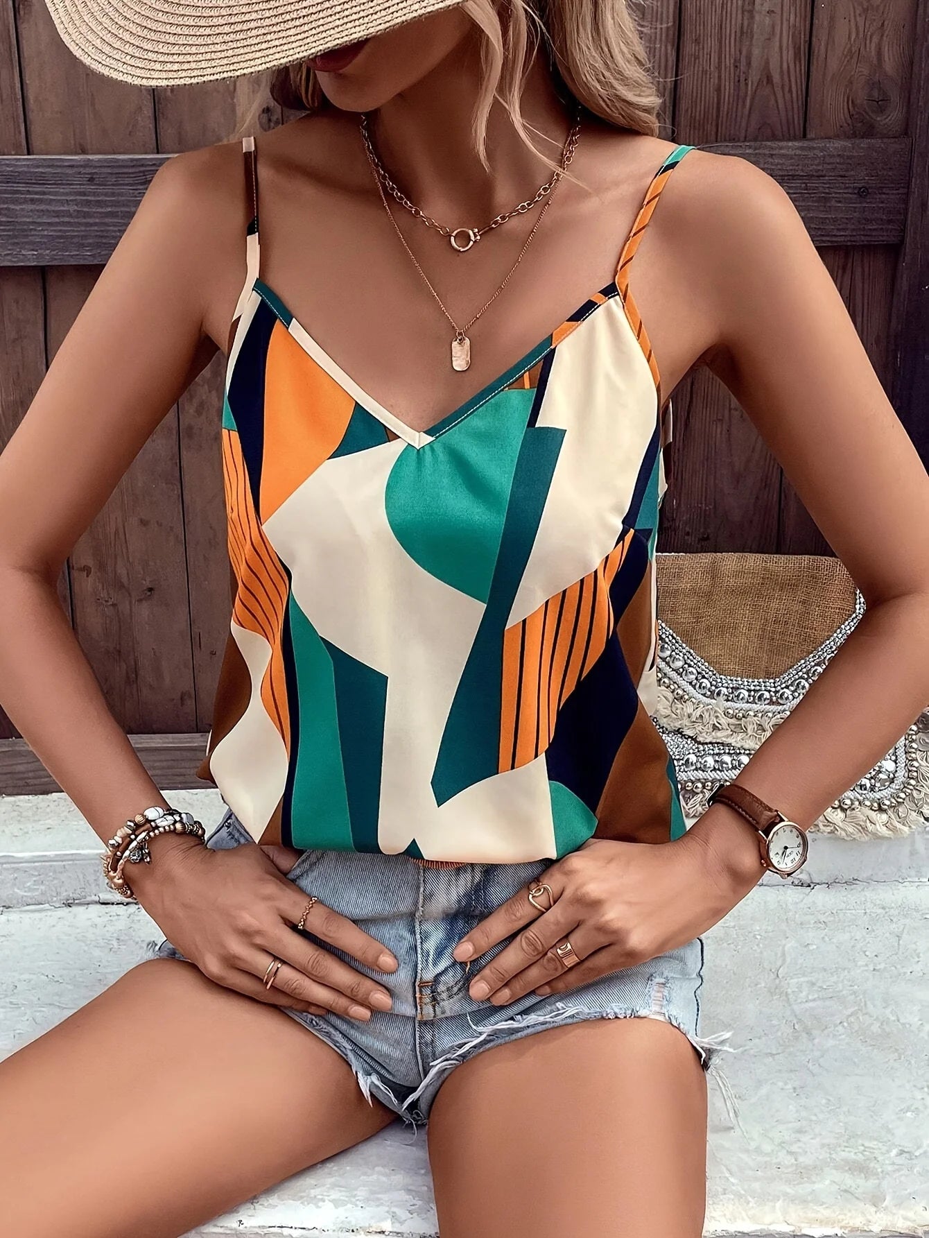 Geometric Print Spaghetti Strap Tank Top with Slim Fit Contemporary Summer Style