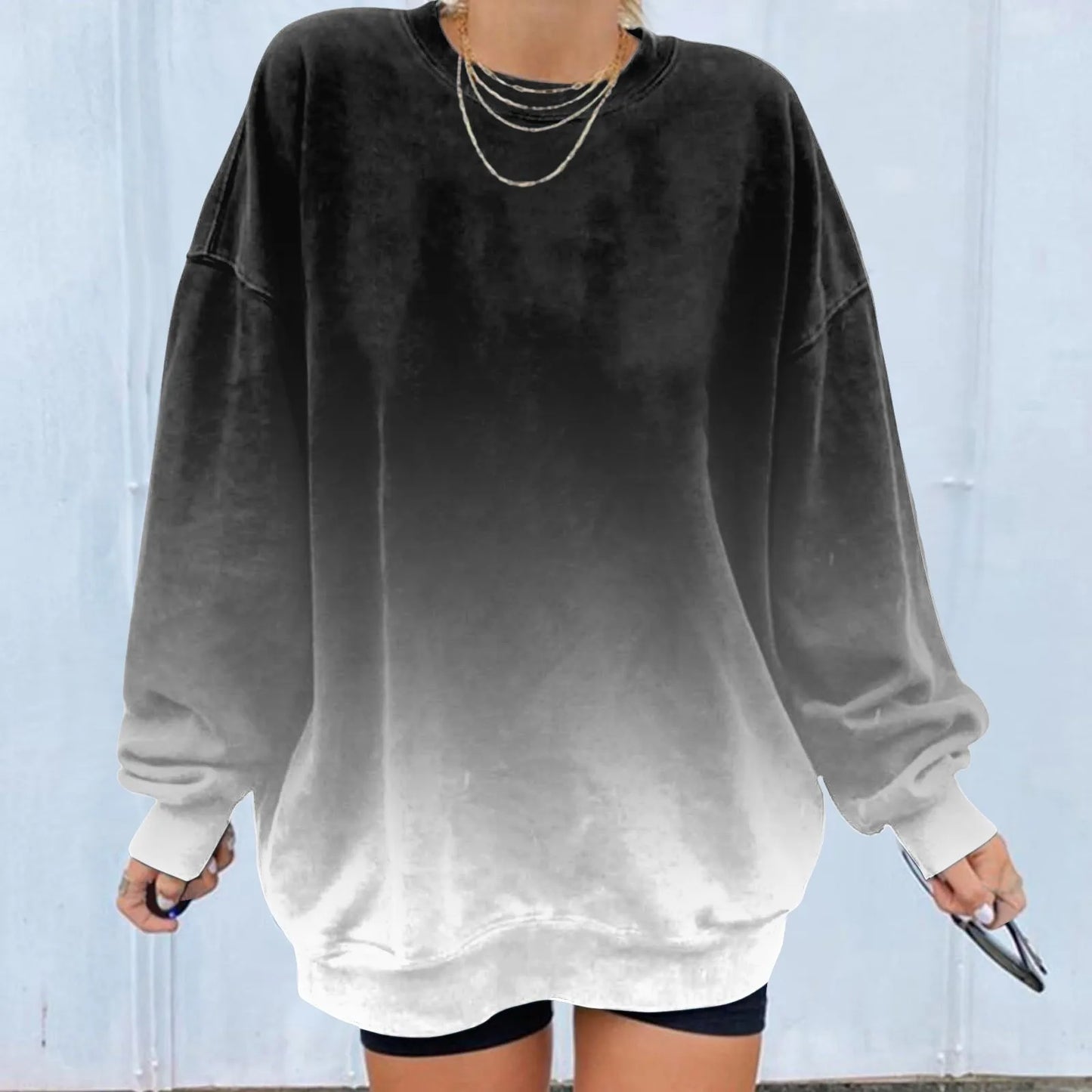 Women's Gradient Oversized Hooded Sweatshirt for Relaxed Contemporary Casual Streetwear Fashion