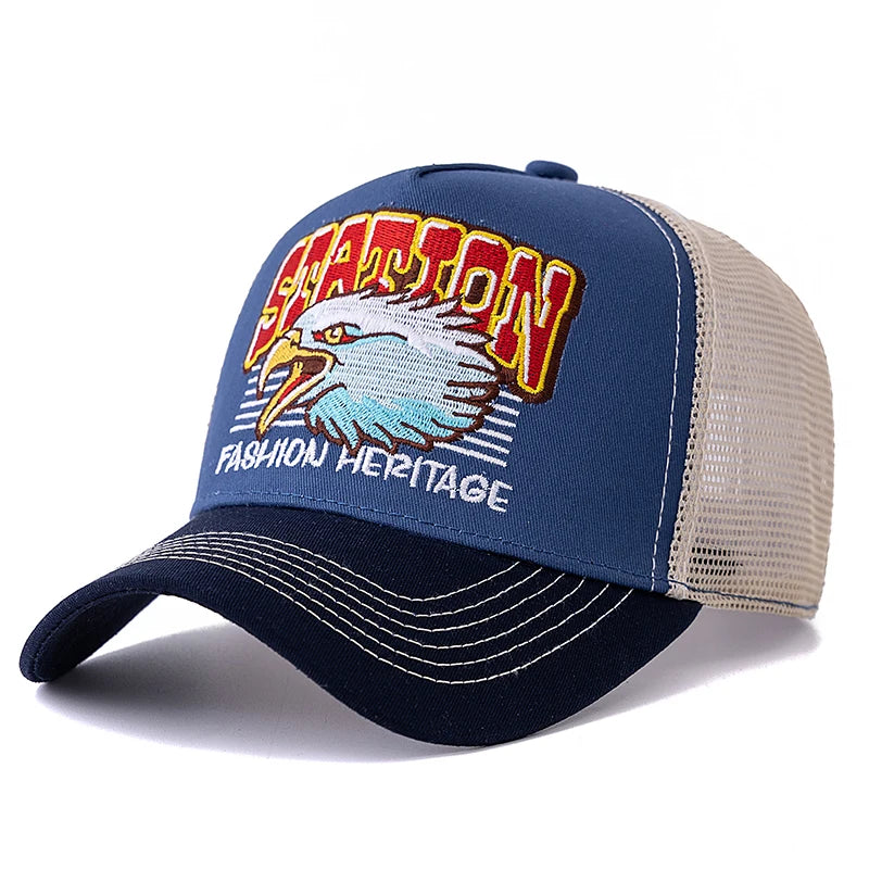 Unisex Breathable Mesh Trucker Cap with Graphic Patch for Casual Streetwear and Outdoor Style