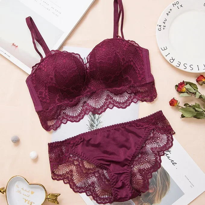 Rich Burgundy Scalloped Lace Wire-Free Push-Up Bralette Set