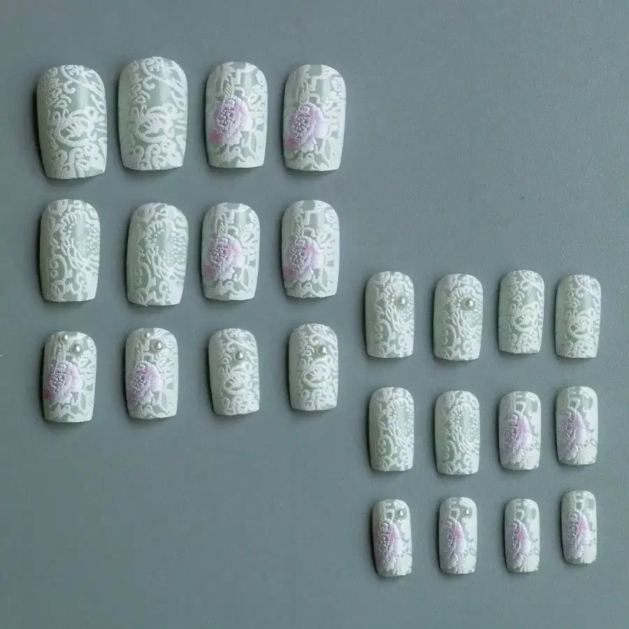 Elegant Lace Pattern Press On Nails with Romantic Vintage Inspired Artwork