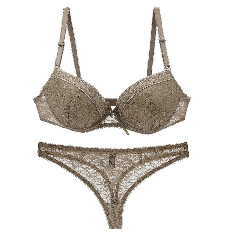 Refreshing Mint Green Push-Up Bra and Lace Trim Thong Set