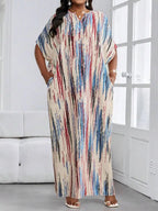 Abstract Print Batwing Sleeve Maxi Dress with Relaxed Flowing Silhouette