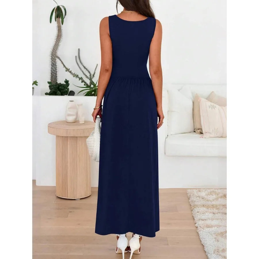 Sleeveless High Waist Maxi Dress with Ruched Panels and Functional Pockets