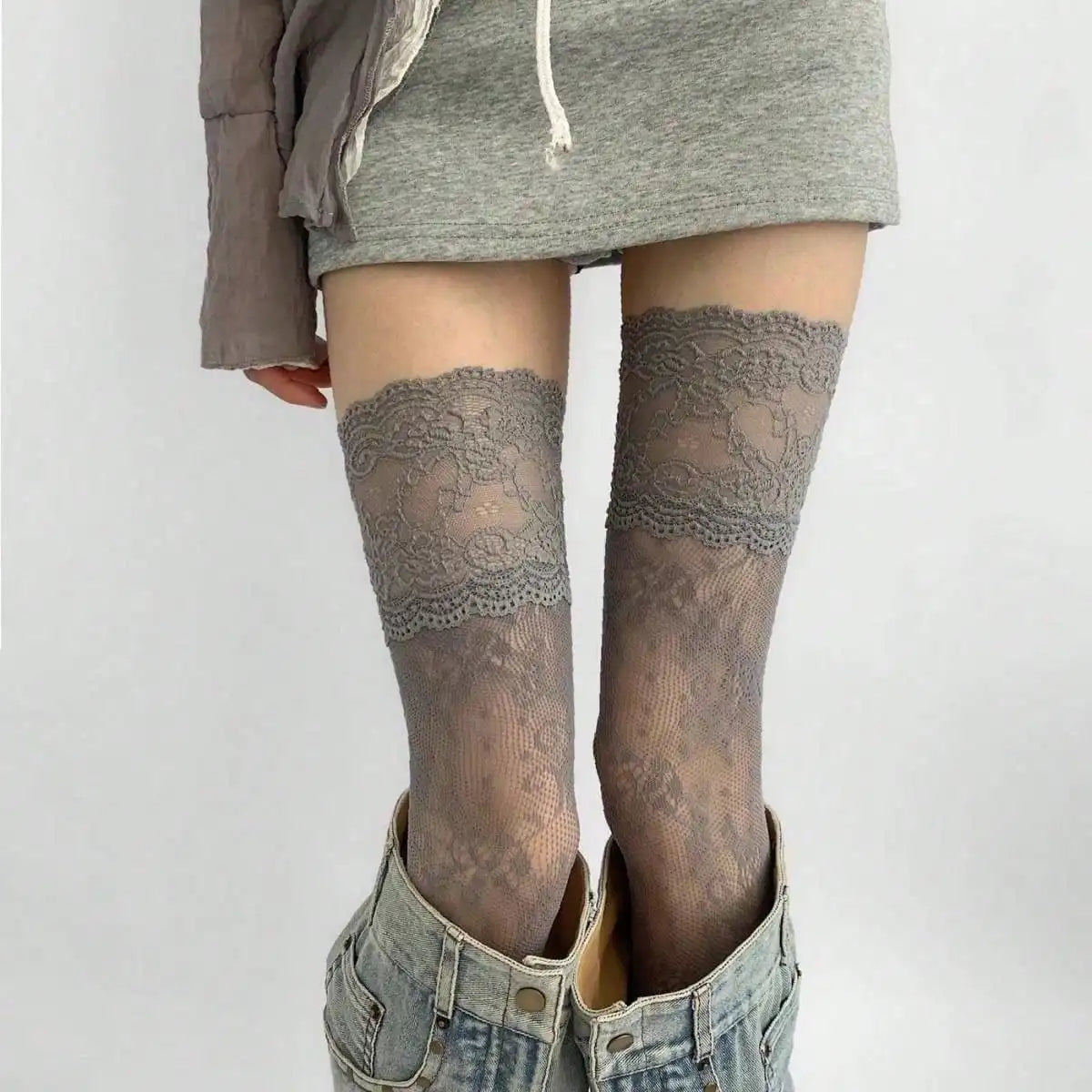 Delicate Lace Pattern Thigh High Stockings with Elegant Sheer Finish for Modern Fashion Styling