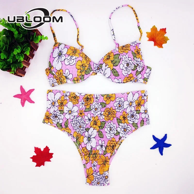 Vibrant Green Floral Underwire Bikini with Ruched Texture
