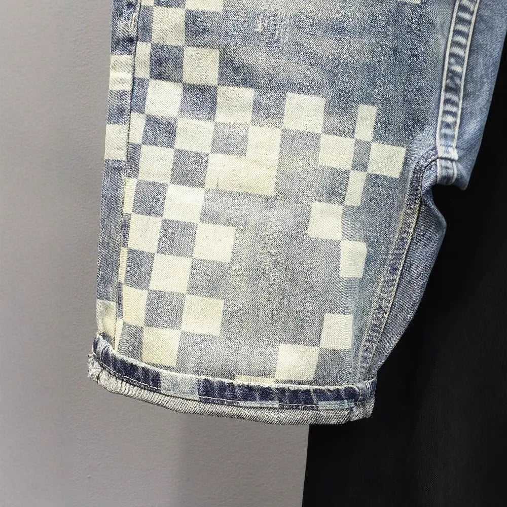 Men's Checkered Pattern Denim Shorts with Slim Fit and Casual Streetwear Style