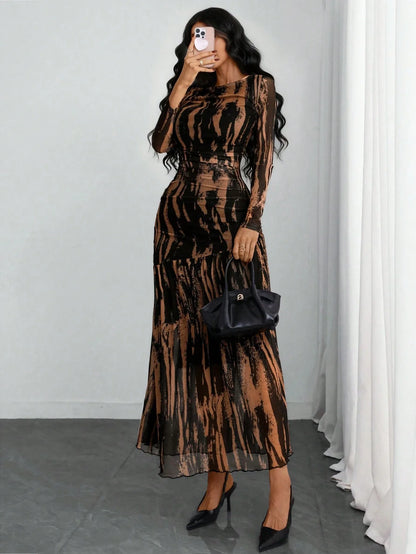 Elegant Victorian Gothic Lace Panel Maxi Dress with Flowing Hemline