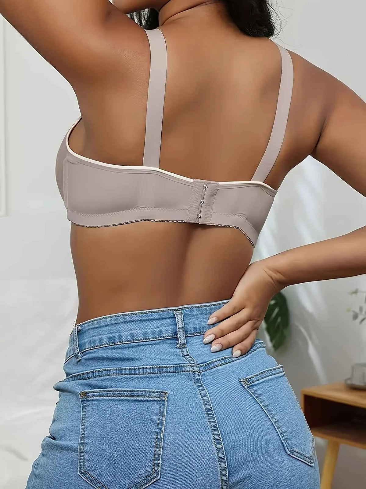 6-Piece Seamless Wireless Padded Bra Set with Adjustable Straps, Soft Pastel Colors and Everyday Styling