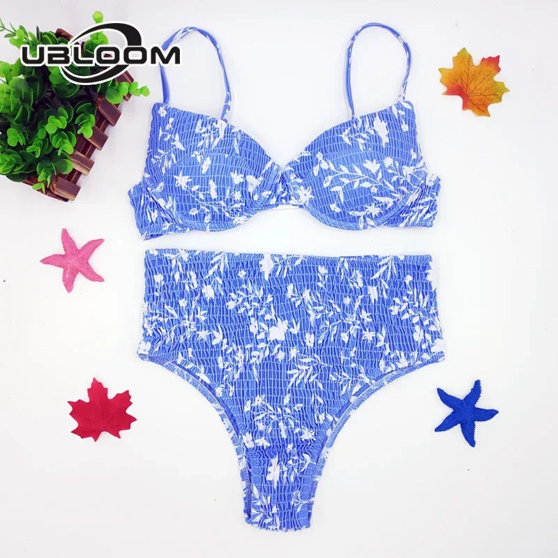 Vibrant Green Floral Underwire Bikini with Ruched Texture