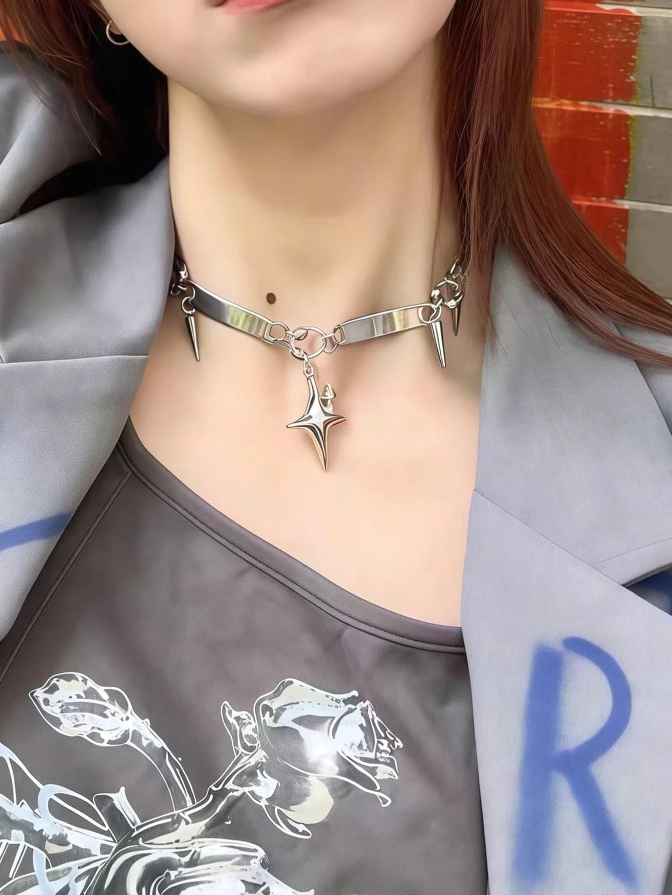 Star Spike Chain Choker Necklace for Punk Gothic Y2K and Alternative Fashion Styling