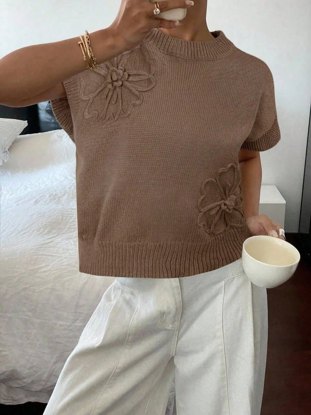 Women's Floral Crew Neck Knit Sweater with Relaxed Summer Short Sleeves