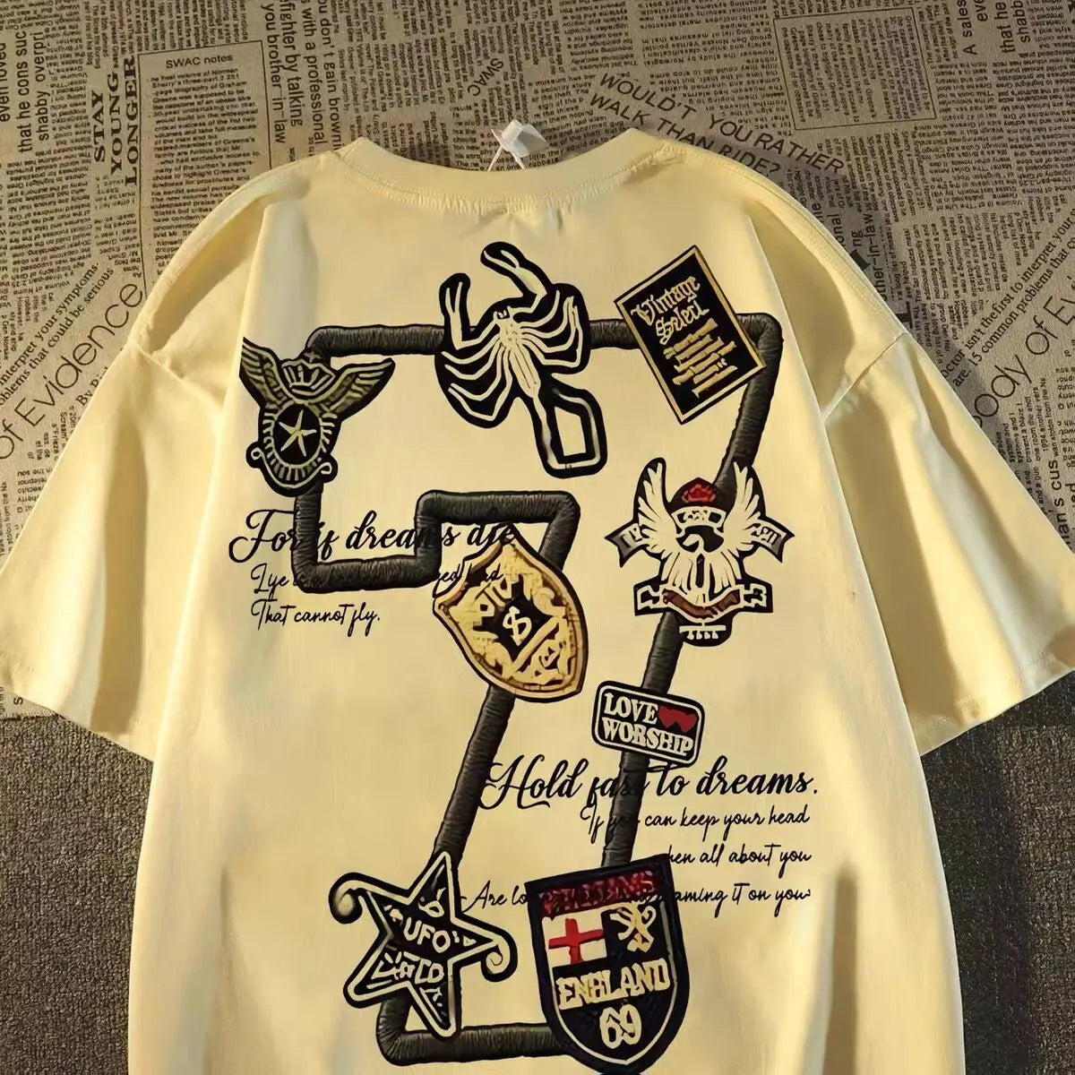 High Street Graphic Streetwear T-Shirt With Casual Cotton Blend Design