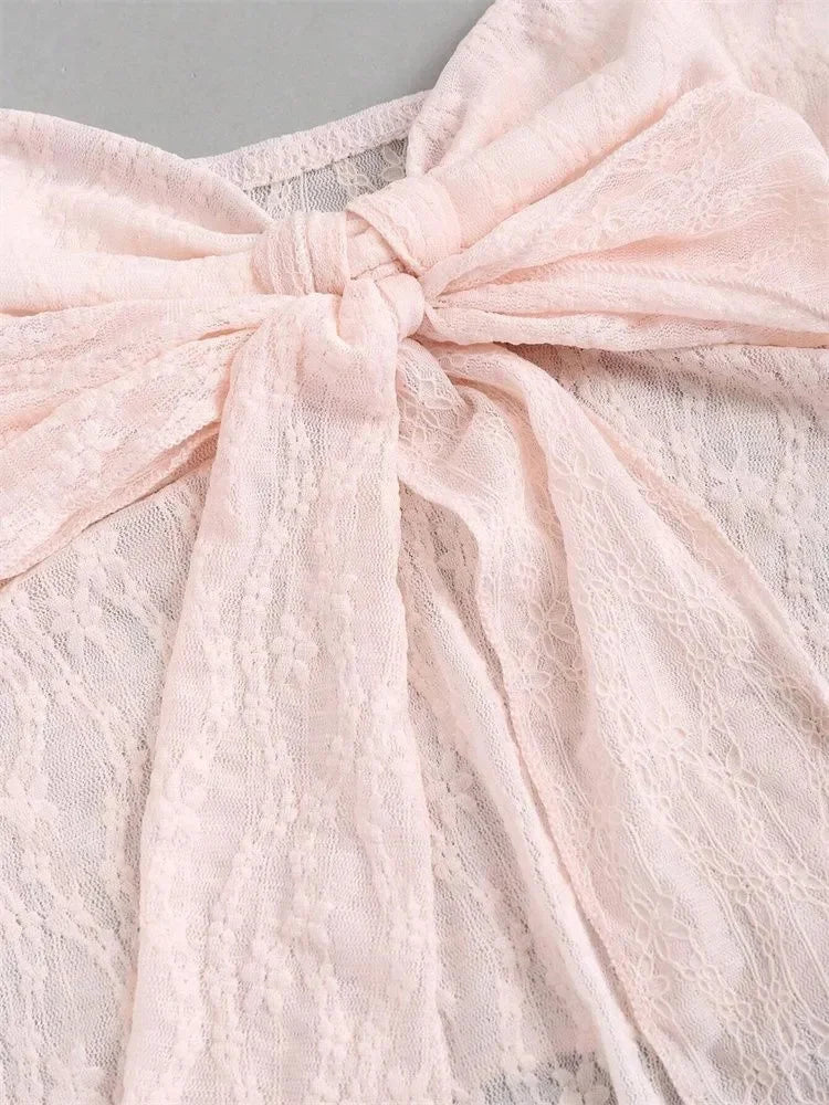 Lace Halter Crop Top with Bow Detail and Slim Fit Streetwear Camisole Design