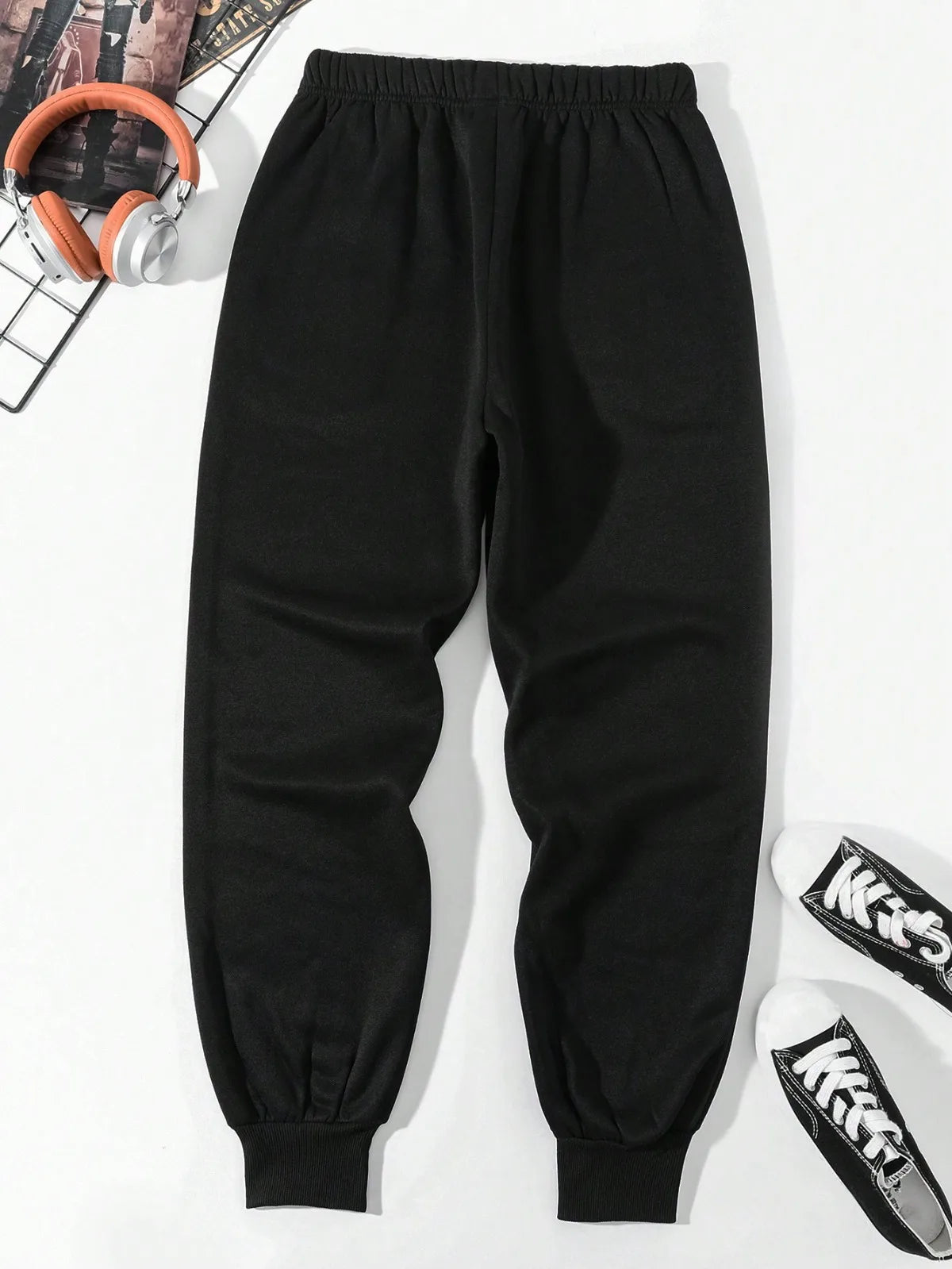 Men's Loose Fit Fleece Jogger Sweatpants with Drawstring Waist Streetwear Casual Everyday Style