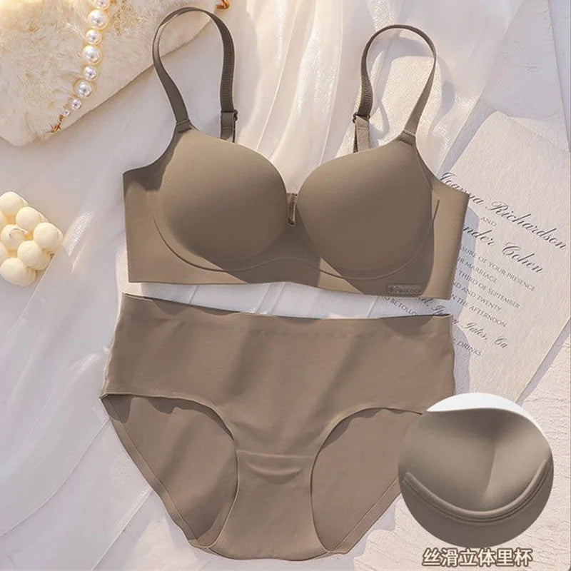 Minimalist Beige Seamless Wire-Free Bra and Brief Set