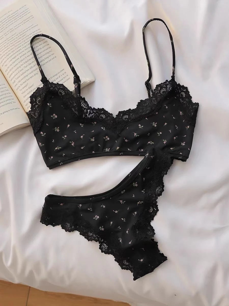 Minimalist Light Pink Wire-Free Lounge Bralette and Brief Set with Delicate Lace Edging