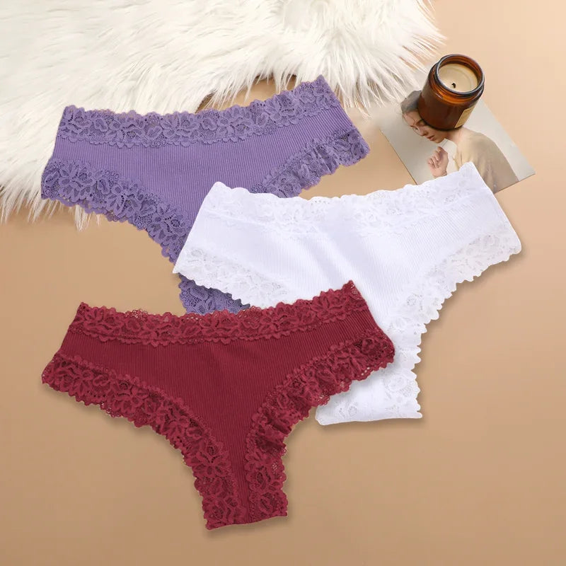 Three-Piece Ribbed Cotton-Blend Bikini Panty Set with Scalloped Lace Trim
