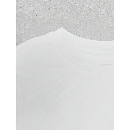 Alternative Graphic Crop Tee with Vintage Inspired Artwork and Streetwear Edge