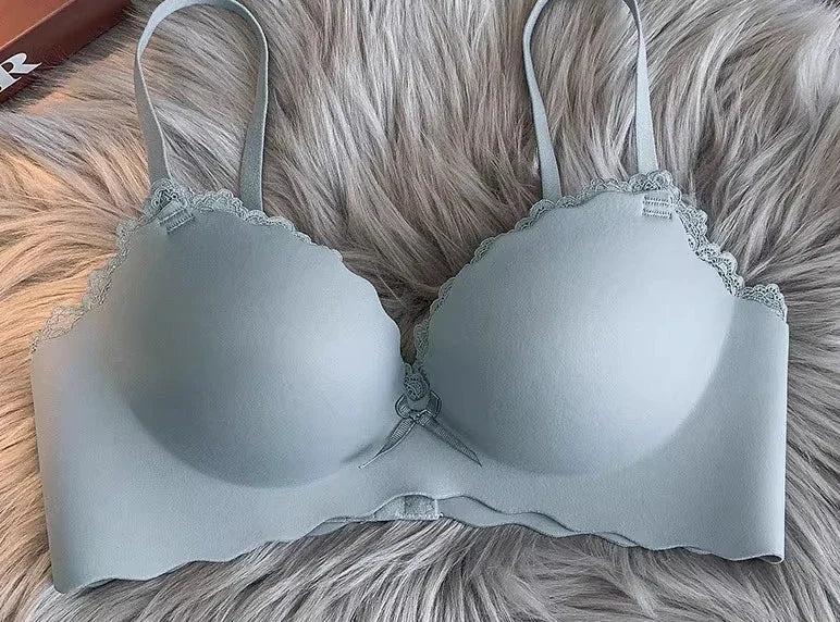 Smooth Contour Seamless Push-Up Bra and Matching Panty with Scalloped Lace Edging