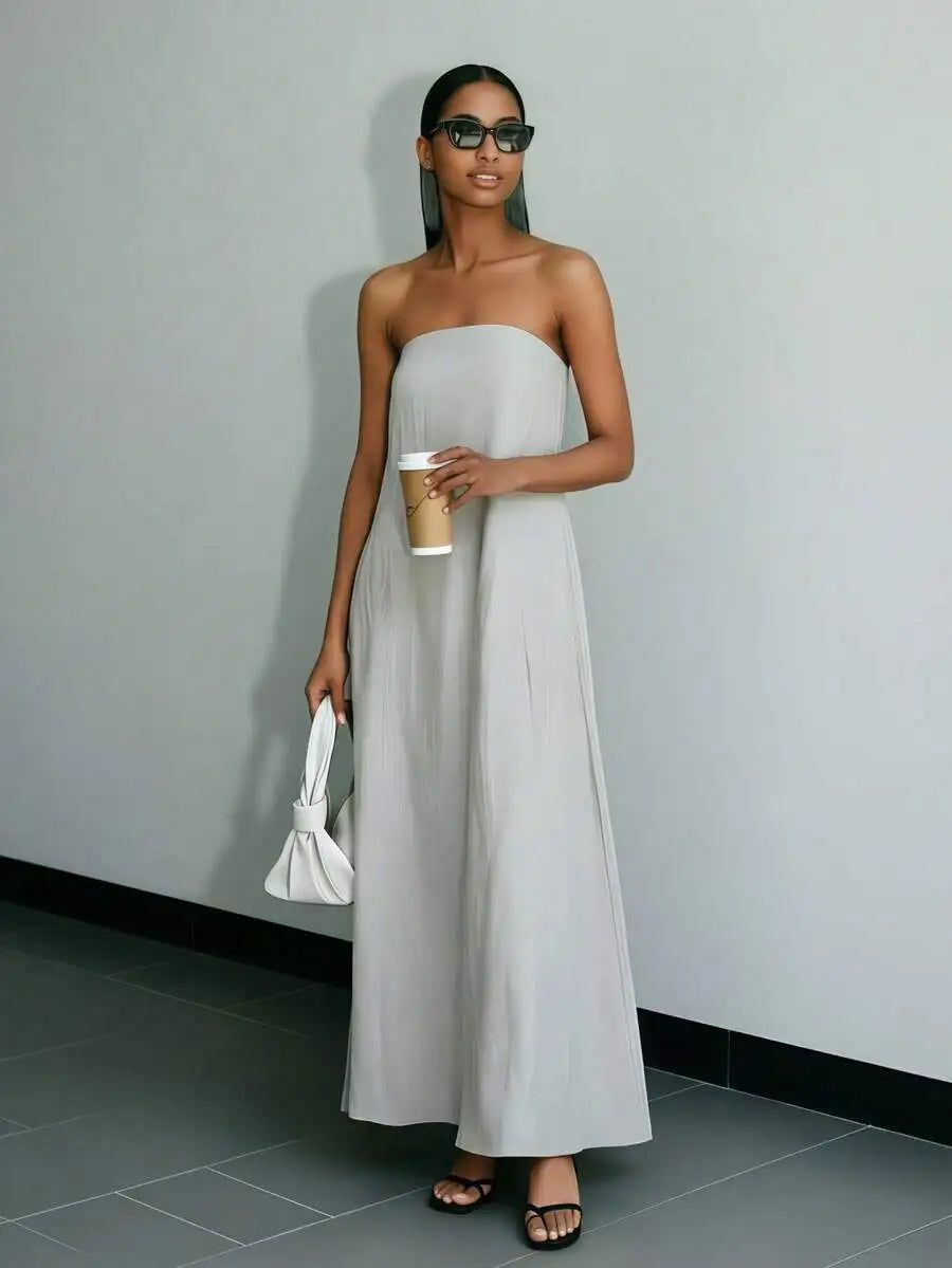 Strapless Linen Maxi Dress with Backless Design and Relaxed Silhouette