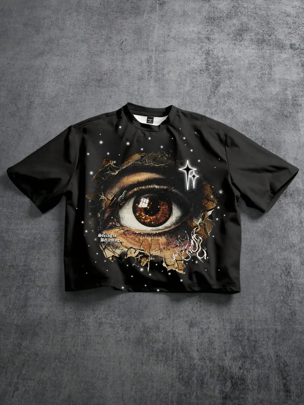 Graphic Eye Crop Tee with Cosmic Artwork and Boxy Streetwear Silhouette