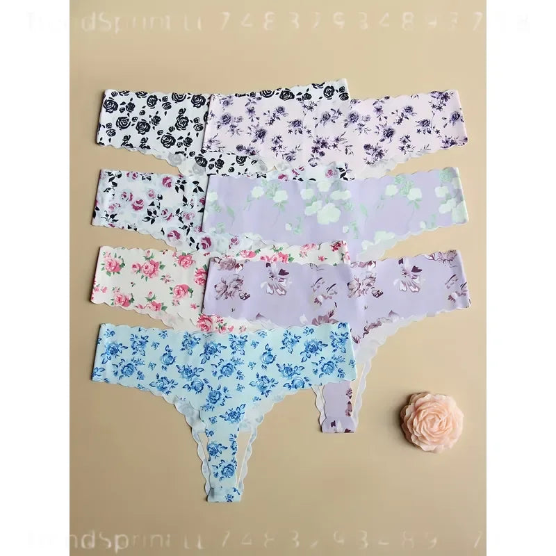 7-Piece Women’s Printed Seamless-Style Briefs Set with Butterfly, Heart and Lip Motifs, Assorted Colors and Playful Design